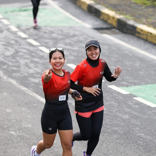 Race photo from FIRST SUNDAY RUN