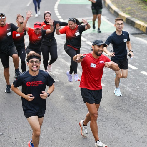 Race photo from FIRST SUNDAY RUN