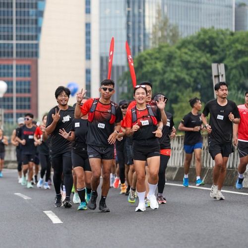Race photo from FIRST SUNDAY RUN