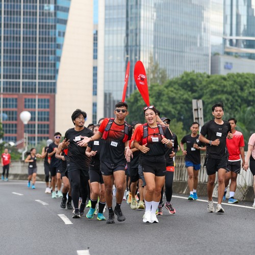 Race photo from FIRST SUNDAY RUN