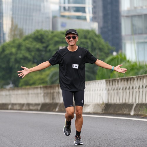 Race photo from FIRST SUNDAY RUN