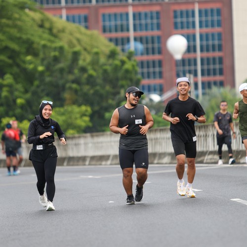 Race photo from FIRST SUNDAY RUN