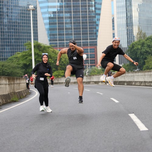 Race photo from FIRST SUNDAY RUN