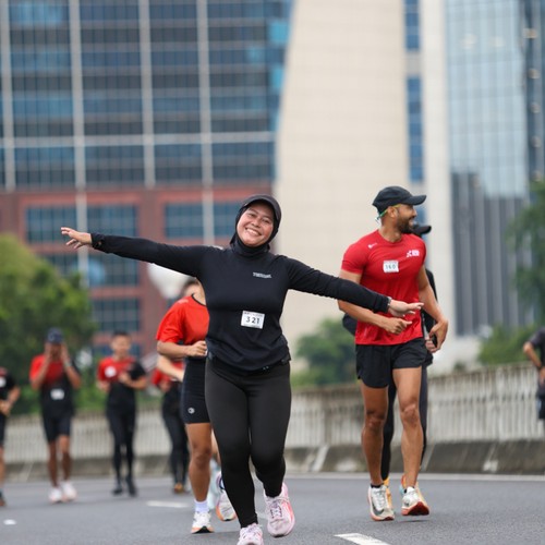 Race photo from FIRST SUNDAY RUN