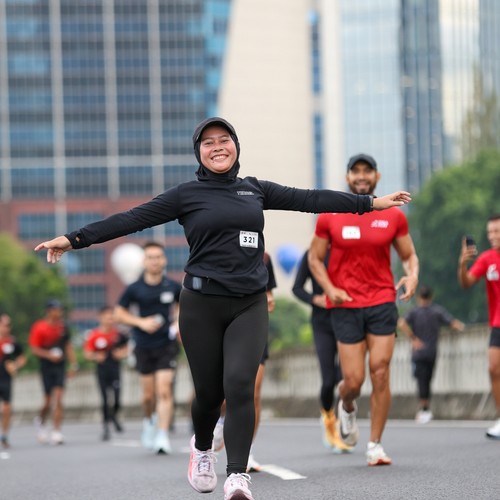 Race photo from FIRST SUNDAY RUN