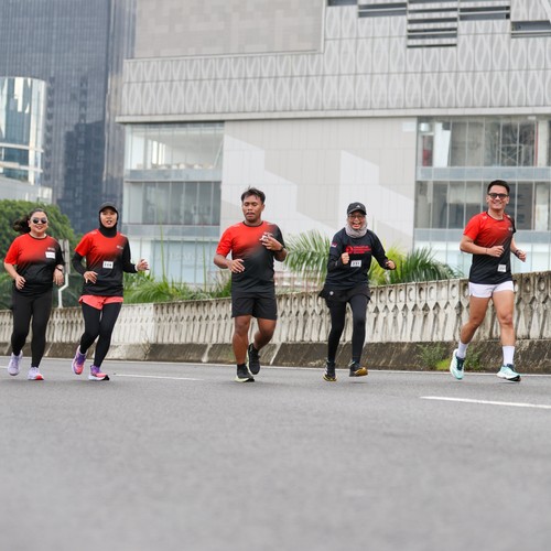 Race photo from FIRST SUNDAY RUN