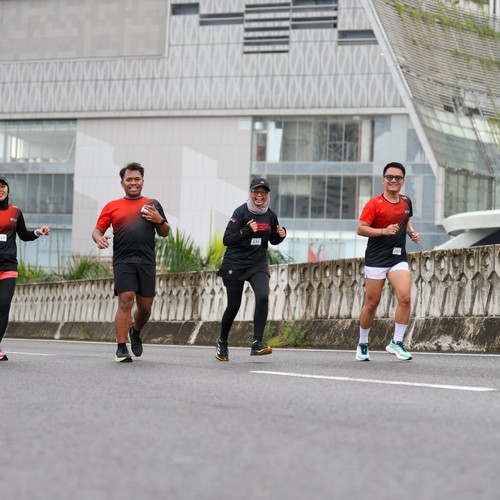 Race photo from FIRST SUNDAY RUN