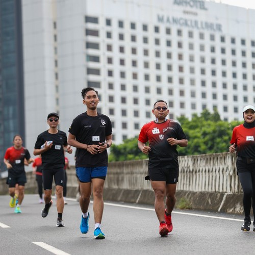 Race photo from FIRST SUNDAY RUN