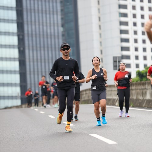 Race photo from FIRST SUNDAY RUN