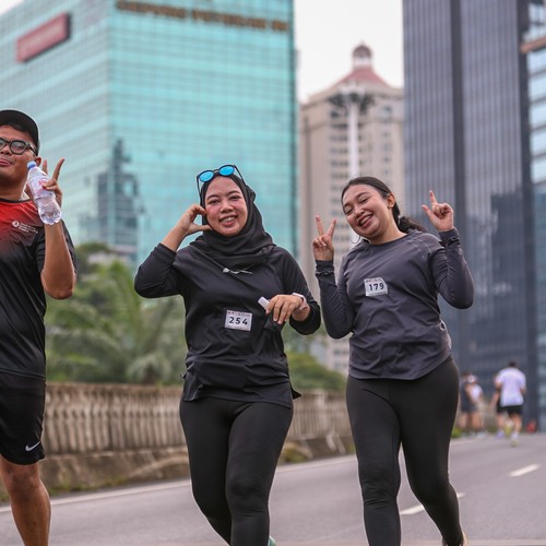 Race photo from FIRST SUNDAY RUN
