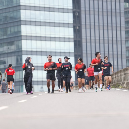 Race photo from FIRST SUNDAY RUN