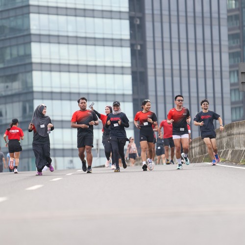 Race photo from FIRST SUNDAY RUN