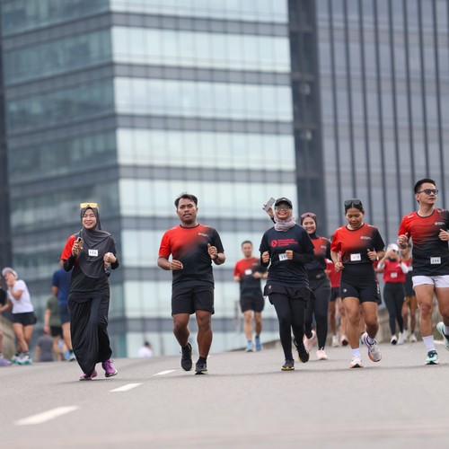 Race photo from FIRST SUNDAY RUN