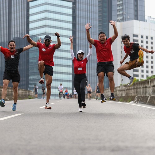 Race photo from FIRST SUNDAY RUN