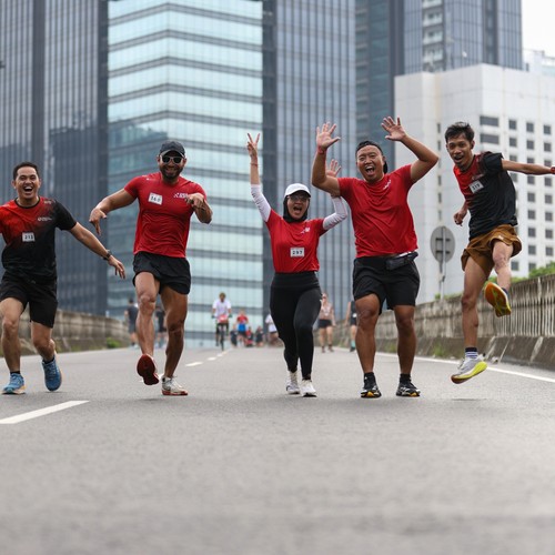 Race photo from FIRST SUNDAY RUN
