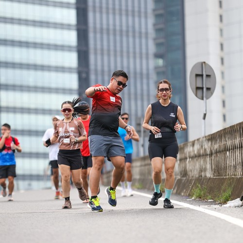 Race photo from FIRST SUNDAY RUN