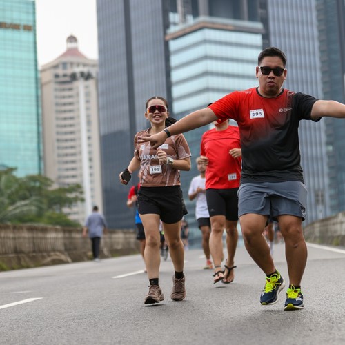 Race photo from FIRST SUNDAY RUN