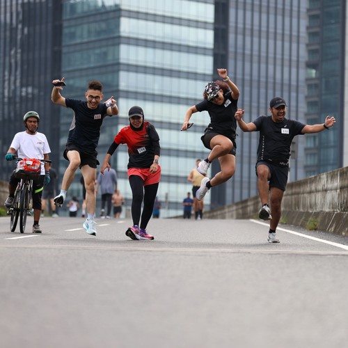 Race photo from FIRST SUNDAY RUN