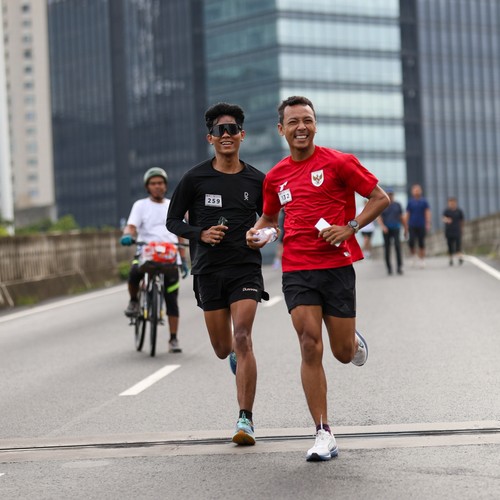 Race photo from FIRST SUNDAY RUN