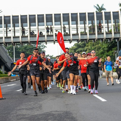 Race photo from FIRST SUNDAY RUN