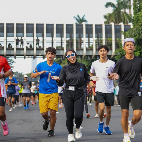 Race photo from FIRST SUNDAY RUN