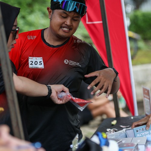 Race photo from FIRST SUNDAY RUN