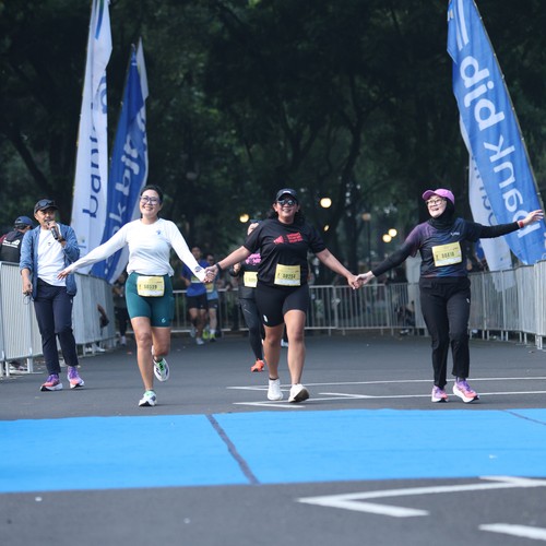 Race photo from Yumaju Berlebarun Besama ASICS