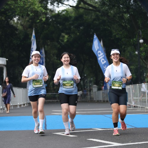 Race photo from Yumaju Berlebarun Besama ASICS
