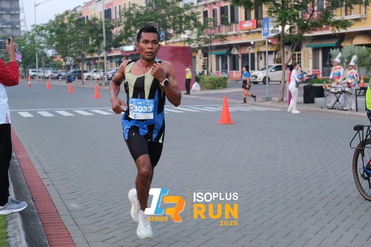 Race photo from ISOPLUS RUN 2025 - JAKARTA