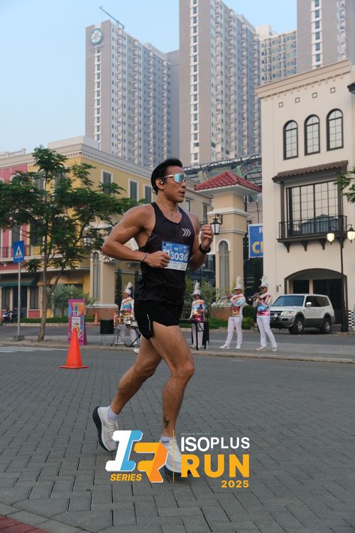 Race photo from ISOPLUS RUN 2025 - JAKARTA