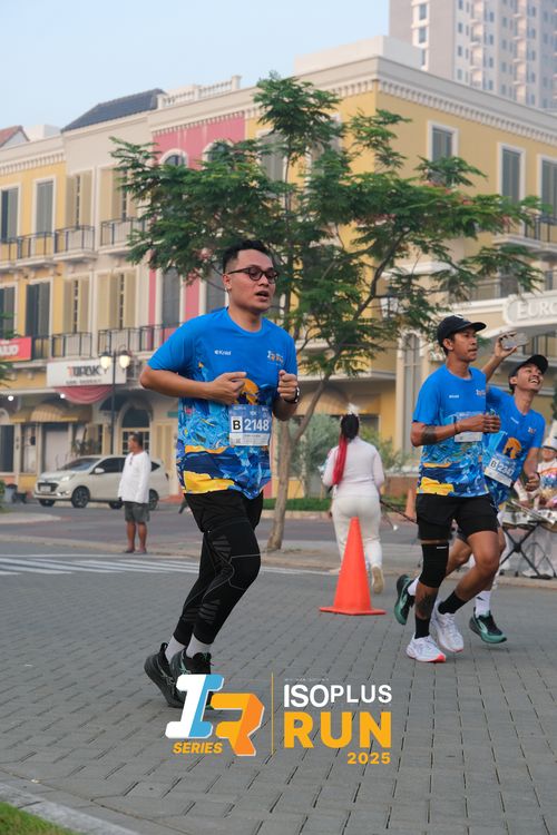 Race photo from ISOPLUS RUN 2025 - JAKARTA