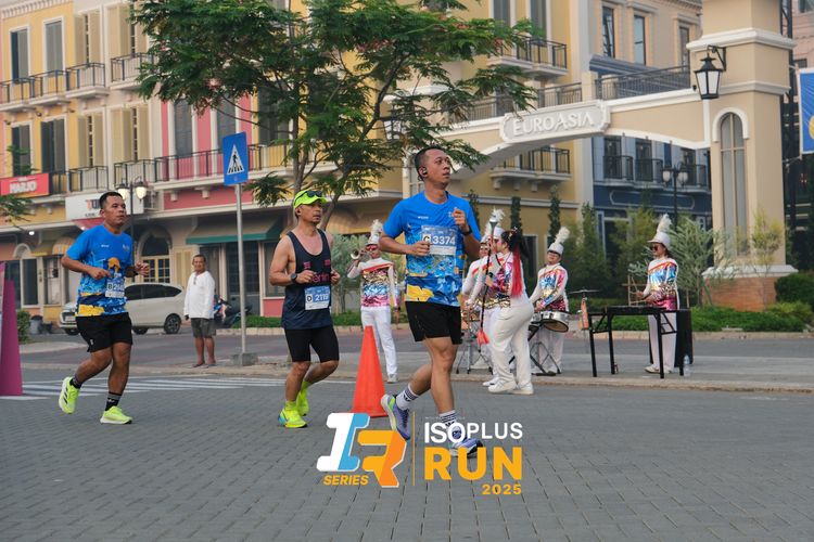 Race photo from ISOPLUS RUN 2025 - JAKARTA