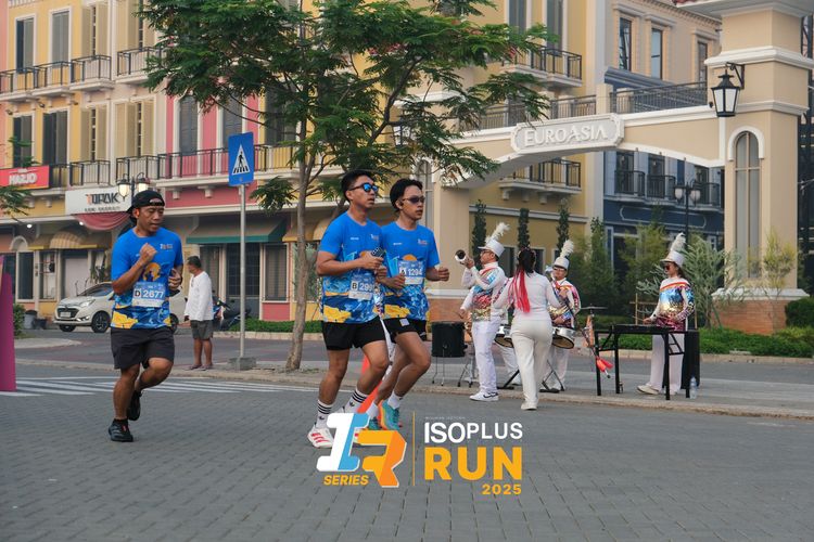 Race photo from ISOPLUS RUN 2025 - JAKARTA
