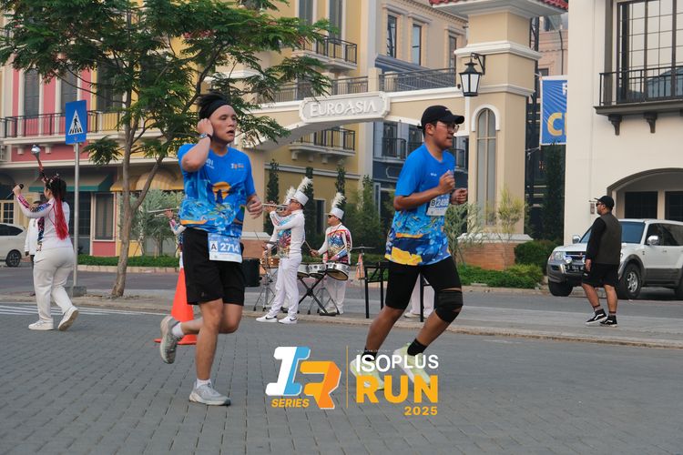 Race photo from ISOPLUS RUN 2025 - JAKARTA