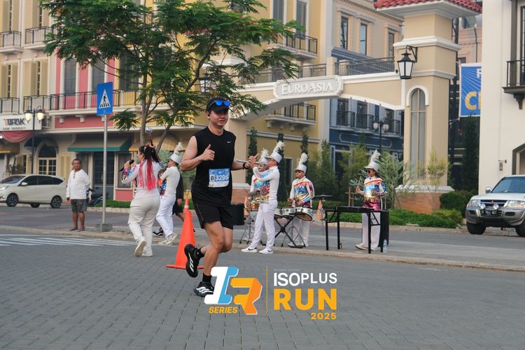 Race photo from ISOPLUS RUN 2025 - JAKARTA