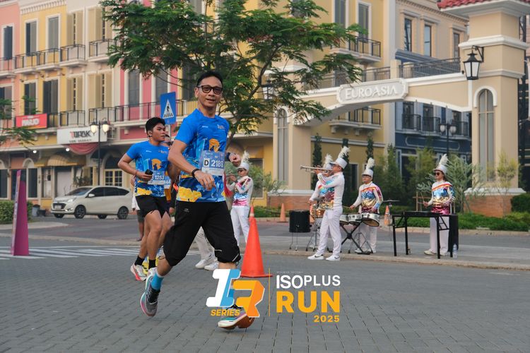 Race photo from ISOPLUS RUN 2025 - JAKARTA