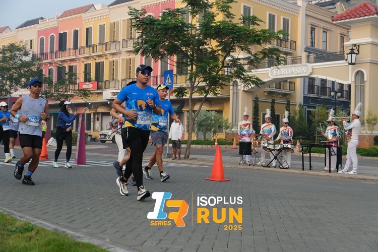 Race photo from ISOPLUS RUN 2025 - JAKARTA