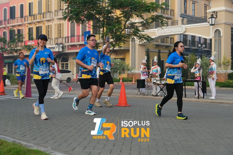 Race photo from ISOPLUS RUN 2025 - JAKARTA