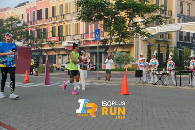 Race photo from ISOPLUS RUN 2025 - JAKARTA