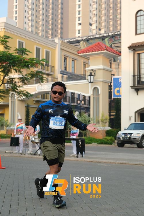 Race photo from ISOPLUS RUN 2025 - JAKARTA