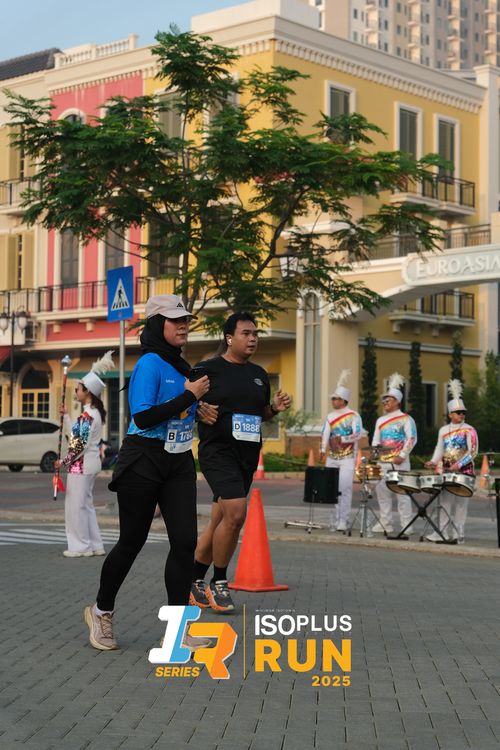 Race photo from ISOPLUS RUN 2025 - JAKARTA
