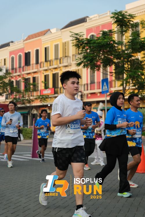 Race photo from ISOPLUS RUN 2025 - JAKARTA