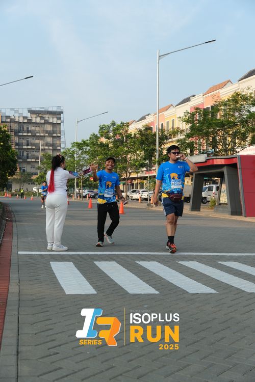 Race photo from ISOPLUS RUN 2025 - JAKARTA