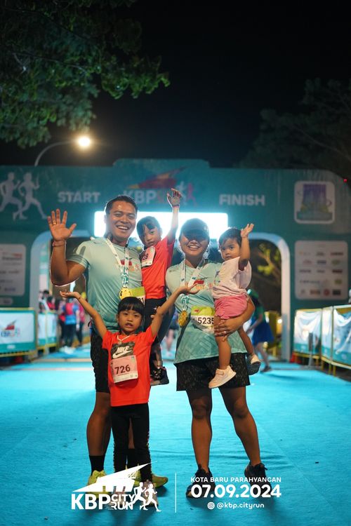 Race photo from KBP City Run 2024
