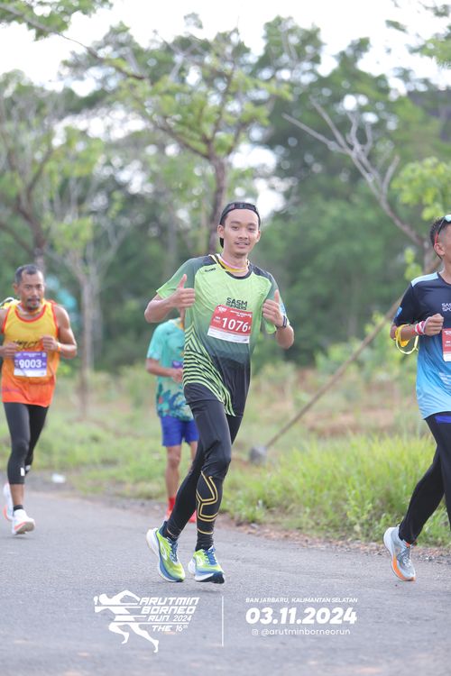 Race photo from Arutmin Borneo Run 2024