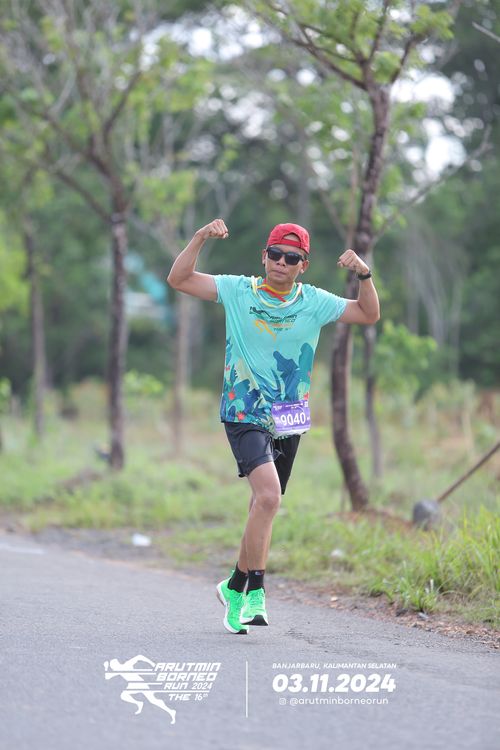 Race photo from Arutmin Borneo Run 2024