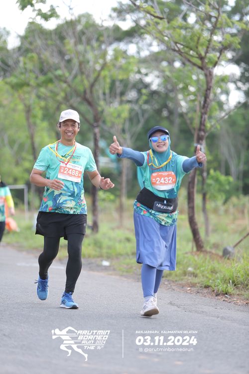 Race photo from Arutmin Borneo Run 2024