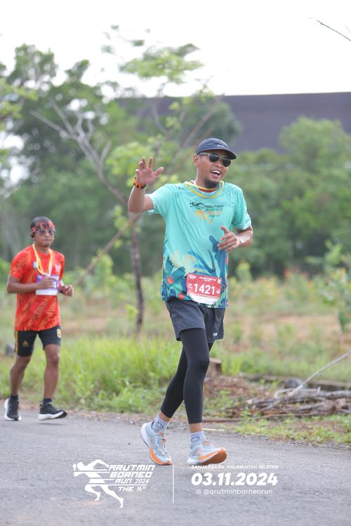 Race photo from Arutmin Borneo Run 2024