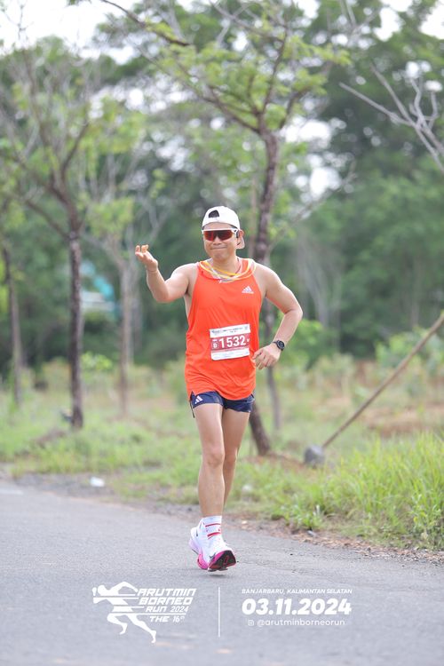 Race photo from Arutmin Borneo Run 2024