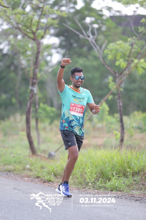 Race photo from Arutmin Borneo Run 2024